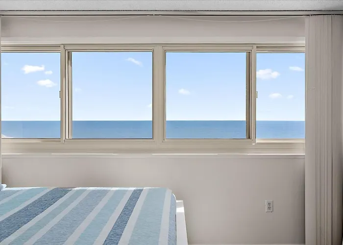 Aparthotel Ocean Front Retreat At The Atlantis With Pool Ocean City